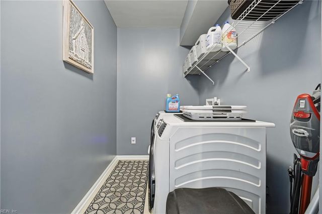 9318 Stonehouse GLN, Toano, VA 23168