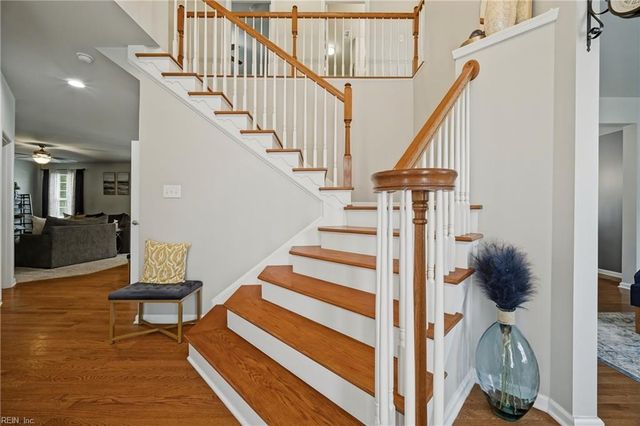 9318 Stonehouse GLN, Toano, VA 23168