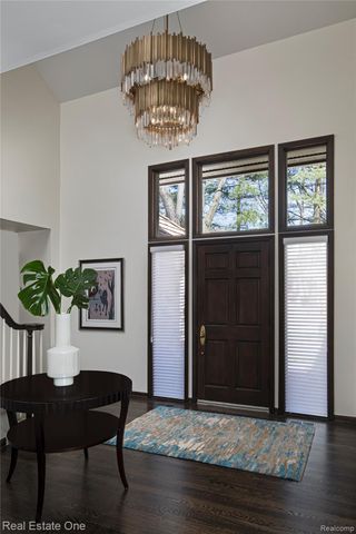 901 Bloomfield Club Court, Bloomfield Hills, MI 48301