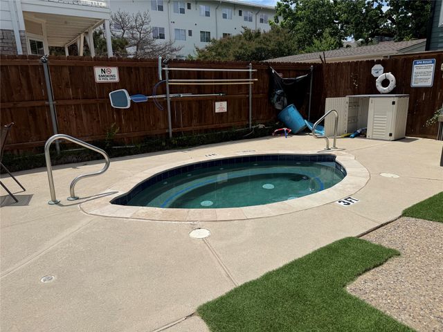 3025 Bryan Street 3E, Dallas, TX 75204