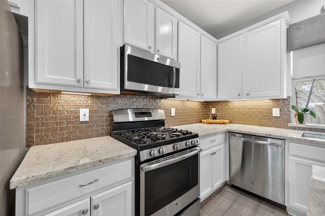 19315 Laguna Woods Drive, Tomball, TX 77375