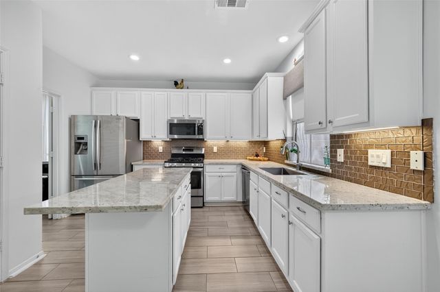 19315 Laguna Woods Drive, Tomball, TX 77375