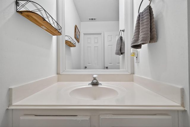 19315 Laguna Woods Drive, Tomball, TX 77375