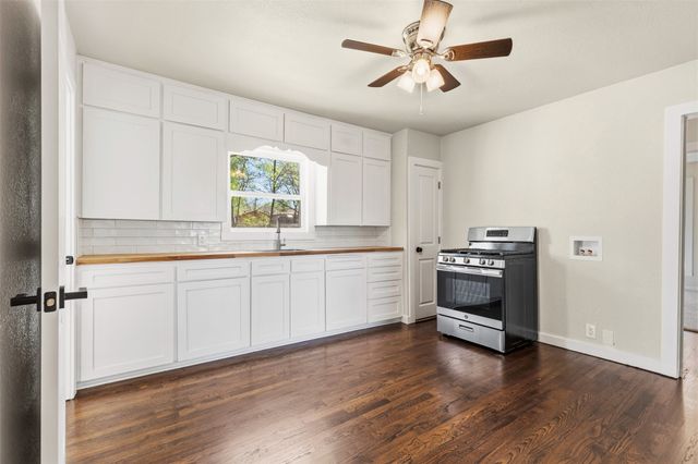 417 N Burdette Avenue, Sherman, TX 75090