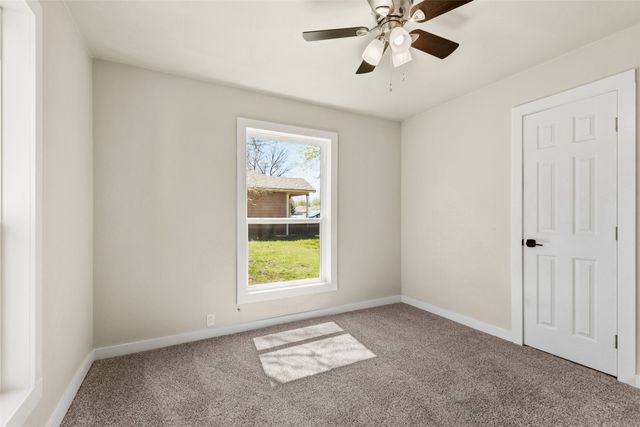 417 N Burdette Avenue, Sherman, TX 75090