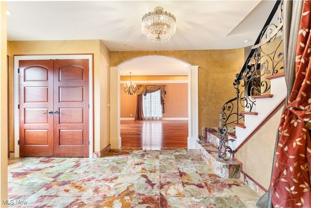 6205 Bertram Avenue NW, Canton, OH 44718