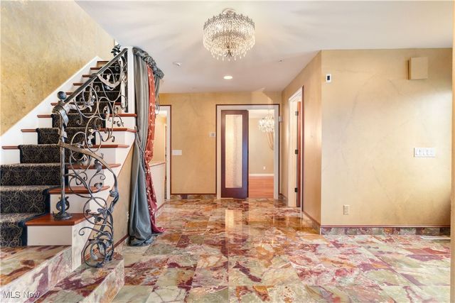 6205 Bertram Avenue NW, Canton, OH 44718