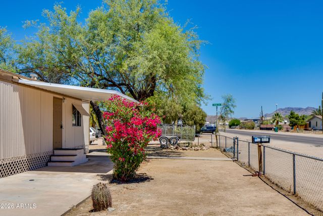 102 S 96TH Street, Mesa, AZ 85208