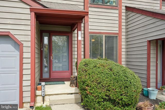 3303-A CHADBURY RD, Mount Laurel, NJ 08054