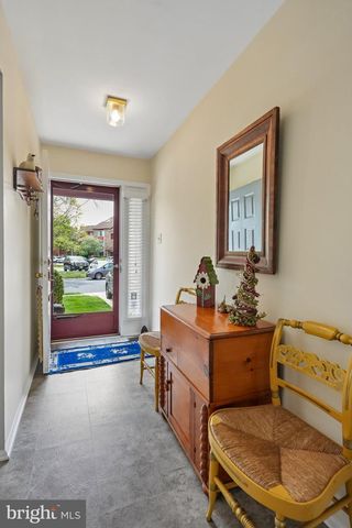 3303-A CHADBURY RD, Mount Laurel, NJ 08054