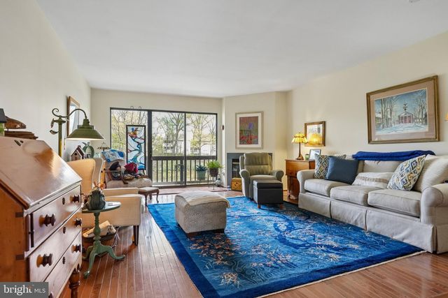 3303-A CHADBURY RD, Mount Laurel, NJ 08054