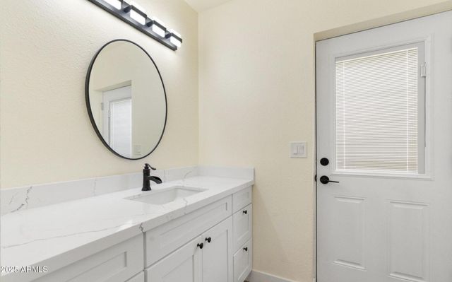 3021 N Randolph Road, Phoenix, AZ 85014