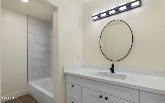 3021 N Randolph Road, Phoenix, AZ 85014