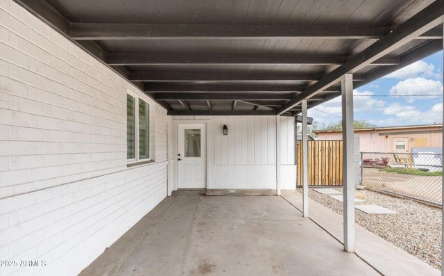 3021 N Randolph Road, Phoenix, AZ 85014