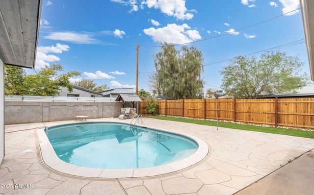 3021 N Randolph Road, Phoenix, AZ 85014