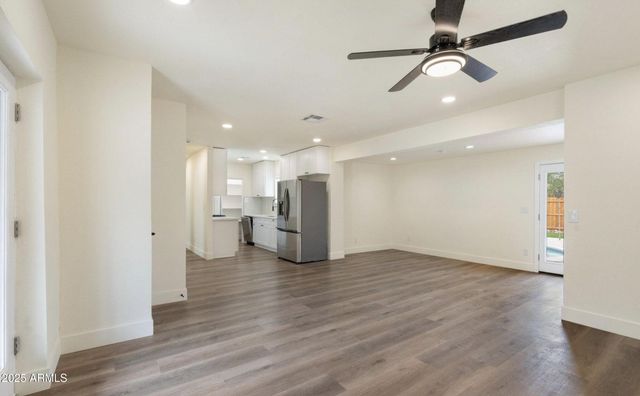 3021 N Randolph Road, Phoenix, AZ 85014