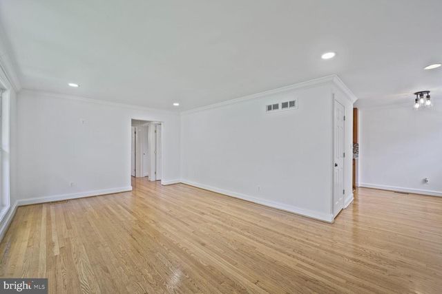 10213 DUVAWN PL, Silver Spring, MD 20902