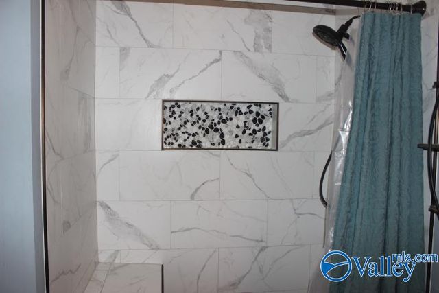 1209 Godfrey Avenue NE, Fort Payne, AL 35967