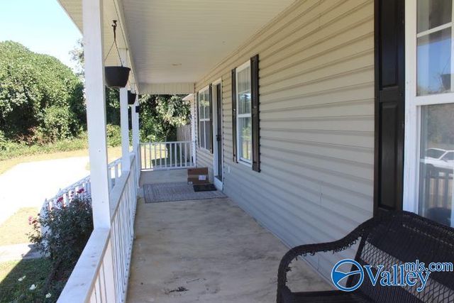 1209 Godfrey Avenue NE, Fort Payne, AL 35967