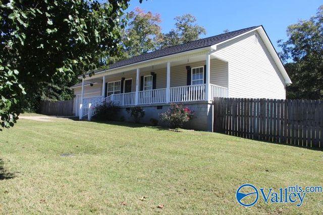 1209 Godfrey Avenue NE, Fort Payne, AL 35967
