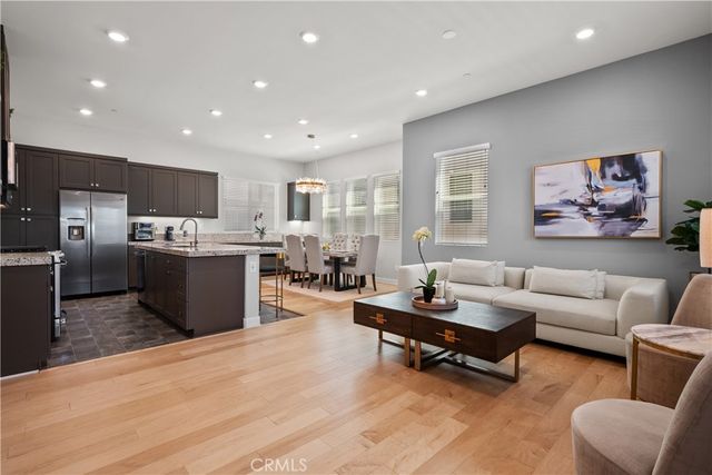 27034 Hummingbird Lane, Valencia, CA 91381