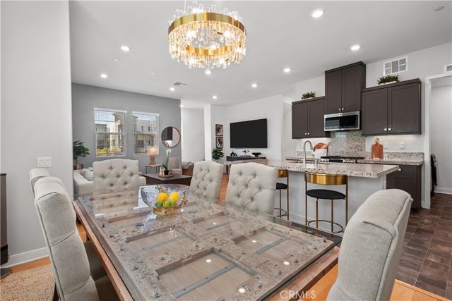 27034 Hummingbird Lane, Valencia, CA 91381