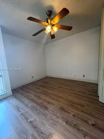 835 NW 81st Way 5, Plantation, FL 33324