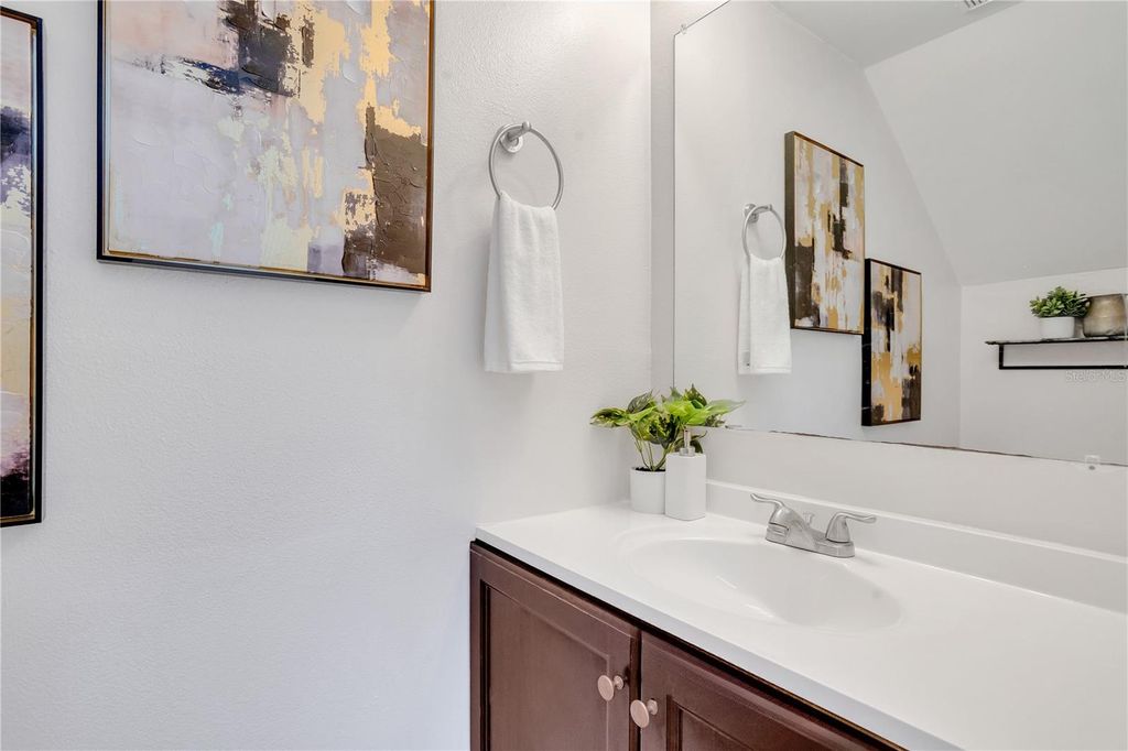 Image 21 of property listing at 3944 37TH STREET COURT W, Bradenton, FL 34205