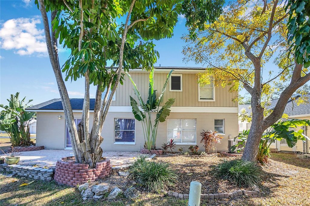 Image 25 of property listing at 3944 37TH STREET COURT W, Bradenton, FL 34205