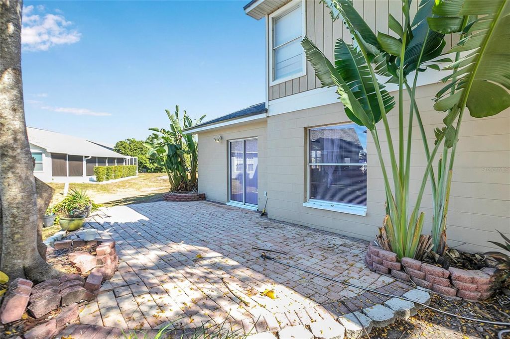 Image 28 of property listing at 3944 37TH STREET COURT W, Bradenton, FL 34205