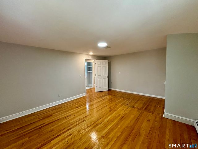 13 Black Oak Drive, East Lyme, CT 06333