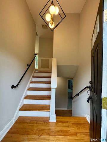 13 Black Oak Drive, East Lyme, CT 06333