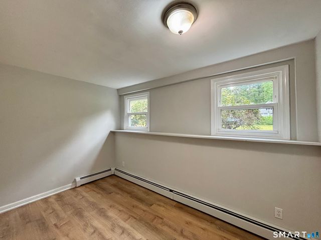 13 Black Oak Drive, East Lyme, CT 06333