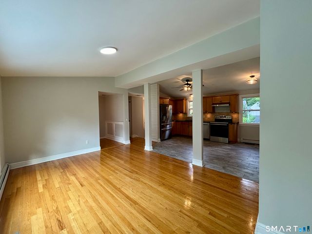 13 Black Oak Drive, East Lyme, CT 06333