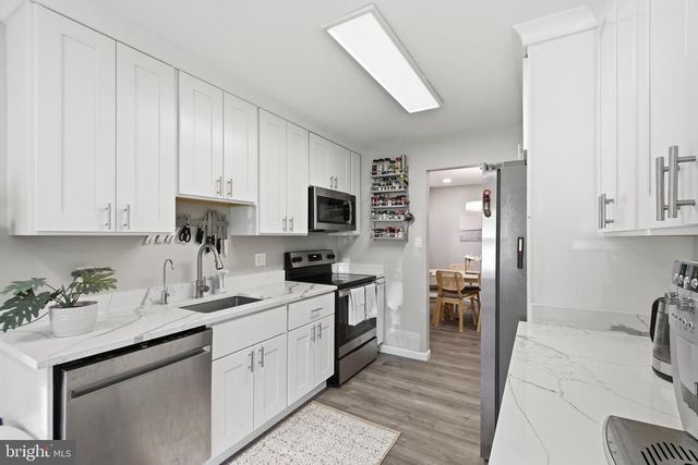 6401 LIMERICK CT, Springfield, VA 22152