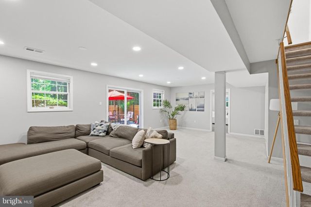 6401 LIMERICK CT, Springfield, VA 22152