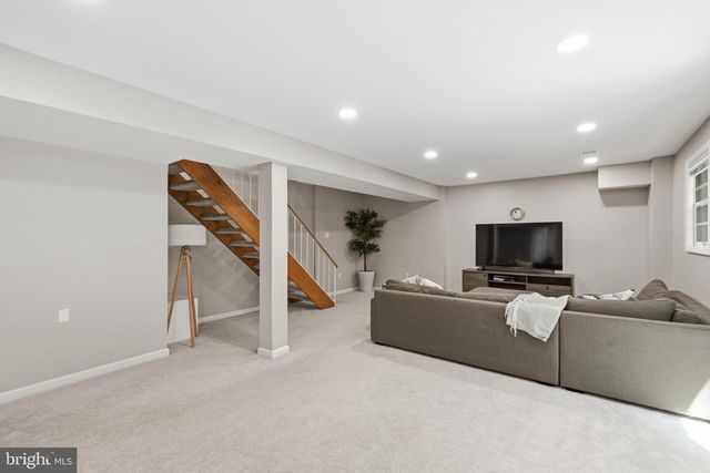 6401 LIMERICK CT, Springfield, VA 22152