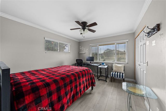 1598 Amberwood Drive, Hemet, CA 92543