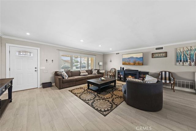 1598 Amberwood Drive, Hemet, CA 92543