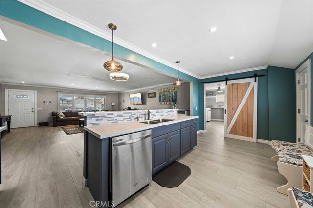 1598 Amberwood Drive, Hemet, CA 92543