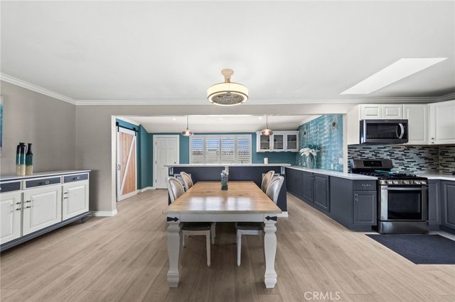 1598 Amberwood Drive, Hemet, CA 92543