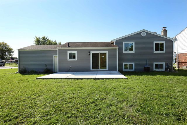5181 Fredrick Drive, Sterling Heights, MI 48310