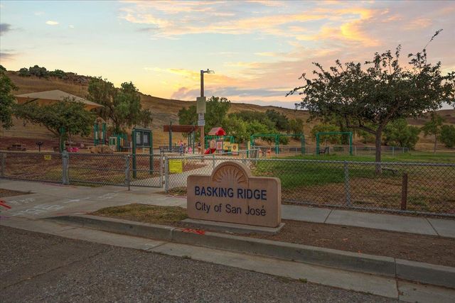 1083 Esparanza Way, San Jose, CA 95138