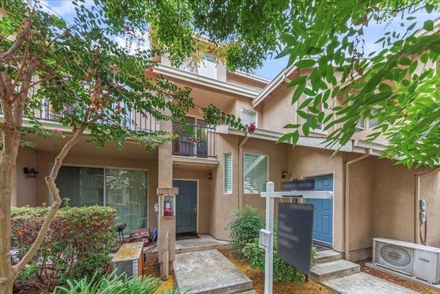 1083 Esparanza Way, San Jose, CA 95138