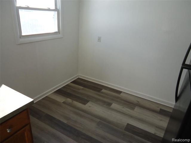 829 Hudson Street, Wyandotte, MI 48192