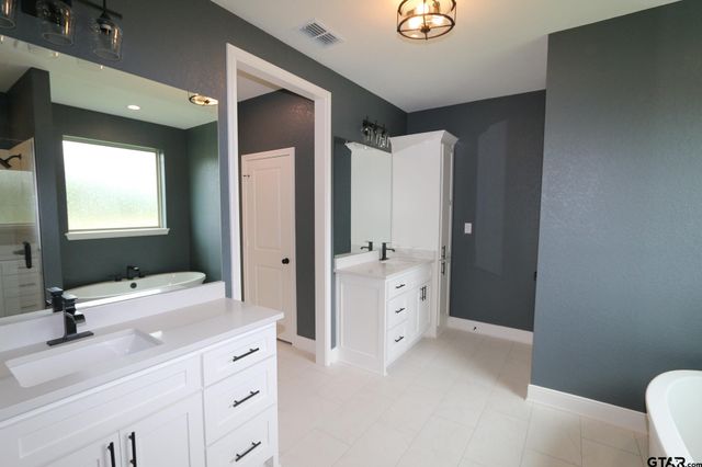 16445 Cooper Way, Tyler, TX 75703