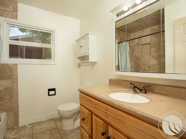 607 26th STREET W, Billings, MT 59102