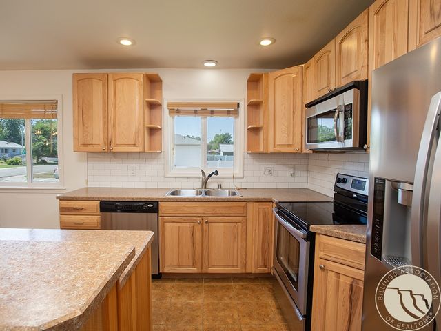 607 26th STREET W, Billings, MT 59102