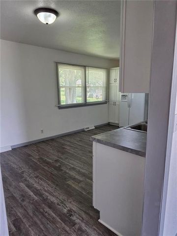 305 Park Street, Lathrop, MO 64465