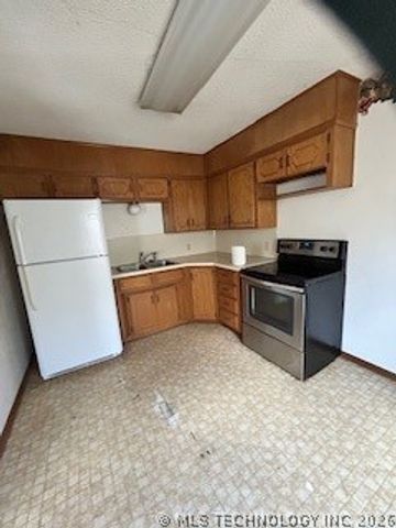 1428 Healdton Boulevard, Ardmore, OK 73401